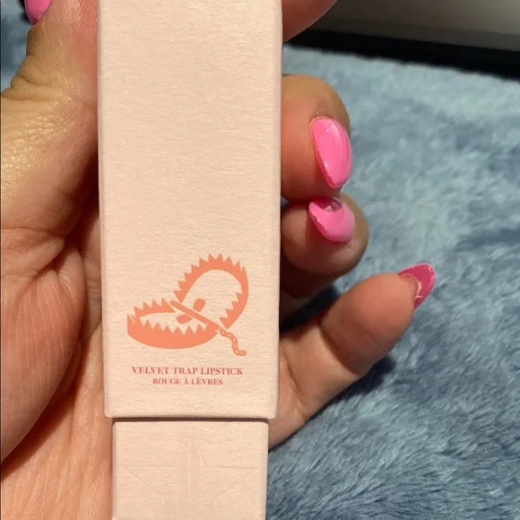 Jeffree Star Pink Velvet Lipstick - Picture 3 of 5